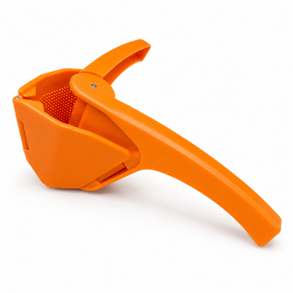 Squeezee™ Manual Lemon Juicer – Fresh Juice in One Simple Squeeze
