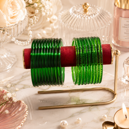 Bangle Cum Makeup Vanity Box with 11 Accessories | Jewellery & Shringar Gift Set with 24 Bangles, Lipstick, Hair Accessories, Bindi, Mehendi Cone, Pendant & Nail Extensions for Girls and Women